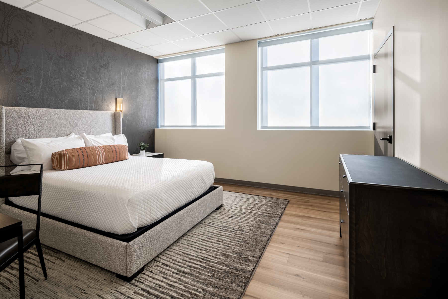 High End Client Bedroom in Fort Worth Treatment Center