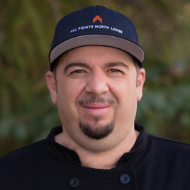 Headshot of Carlos Arias