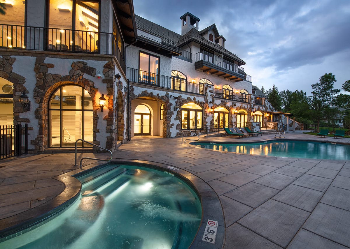 APN Lodge at dusk