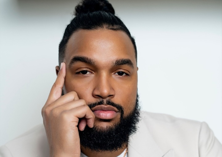 Headshot of Marcus Smith II.