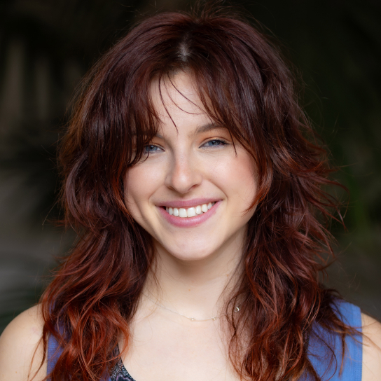 Headshot of Lydia Smith.