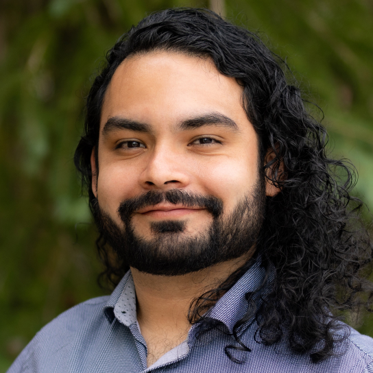 Headshot of Eber Marin